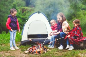 How Keep Kids Occupied While Camping play games