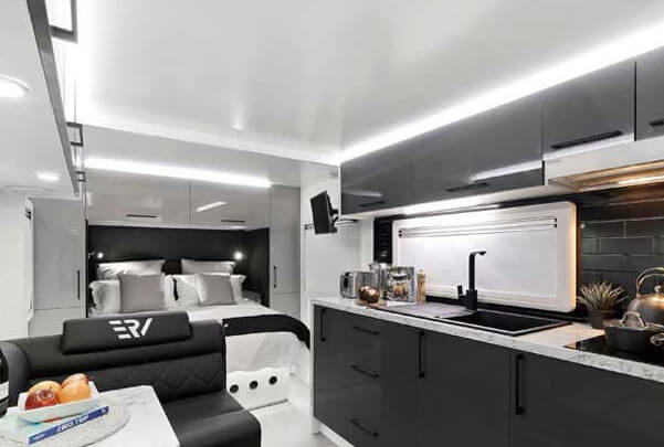 https://www.retreatcaravans.com.au/wp-content/uploads/2020/12/erv_int4.jpg