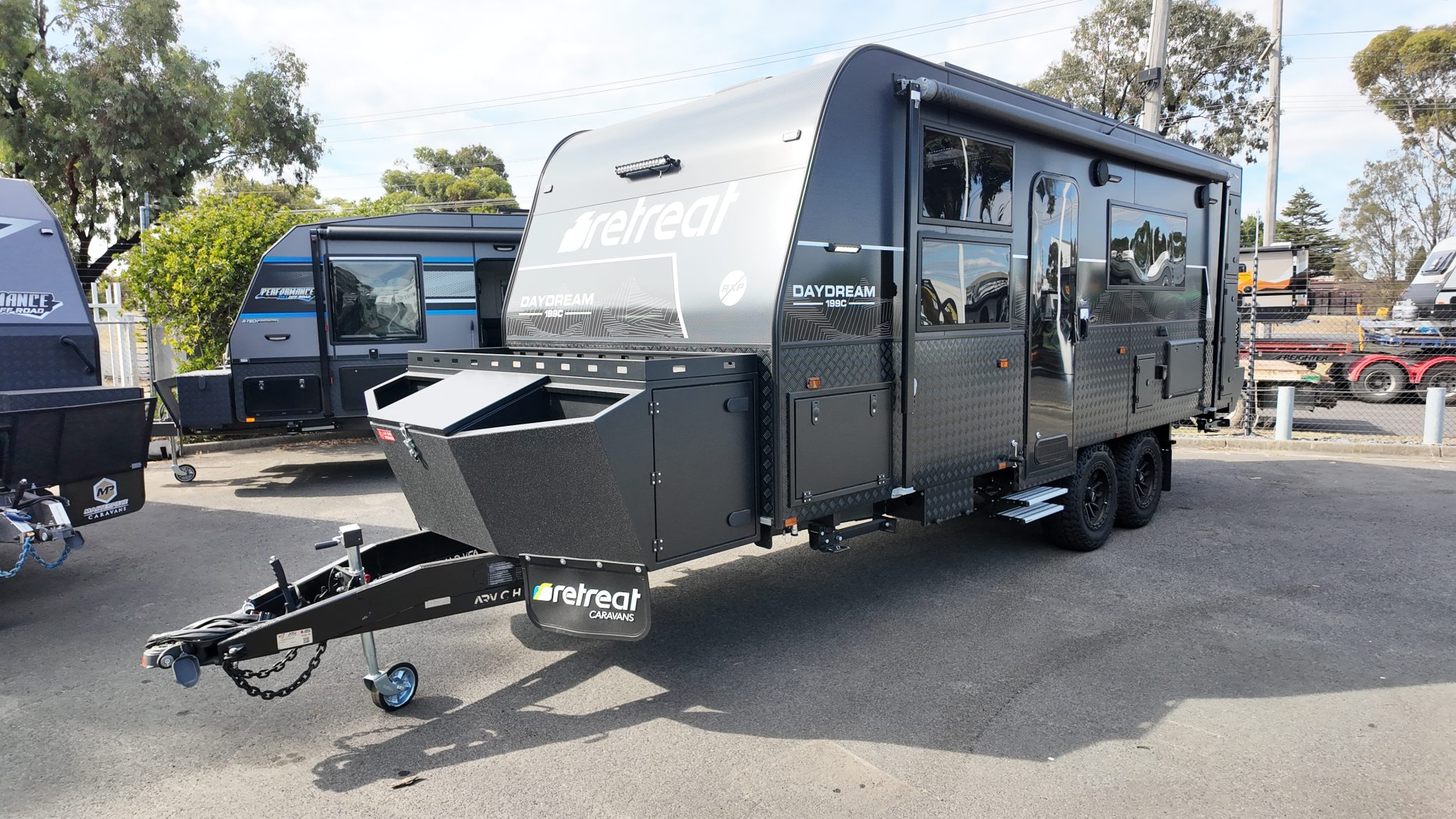 RETREAT 199C DAYDREAM – AIRBAG SUSPENSION – CAFE DINETTE RC5918