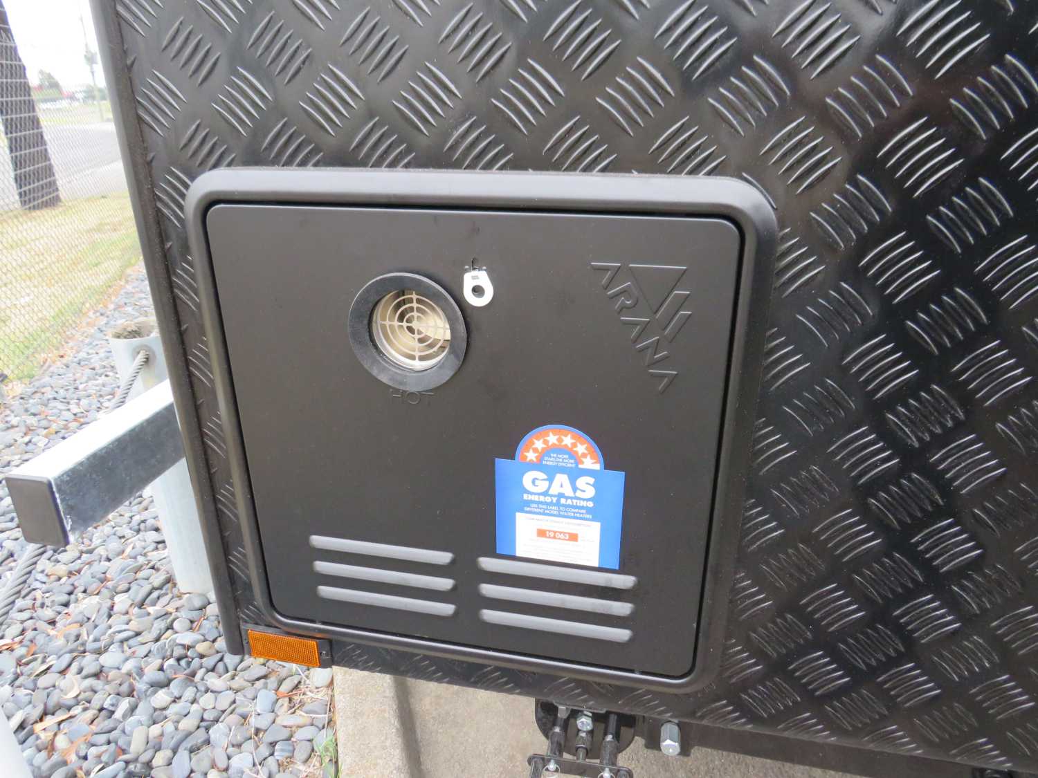Image 12 17389786851436119653