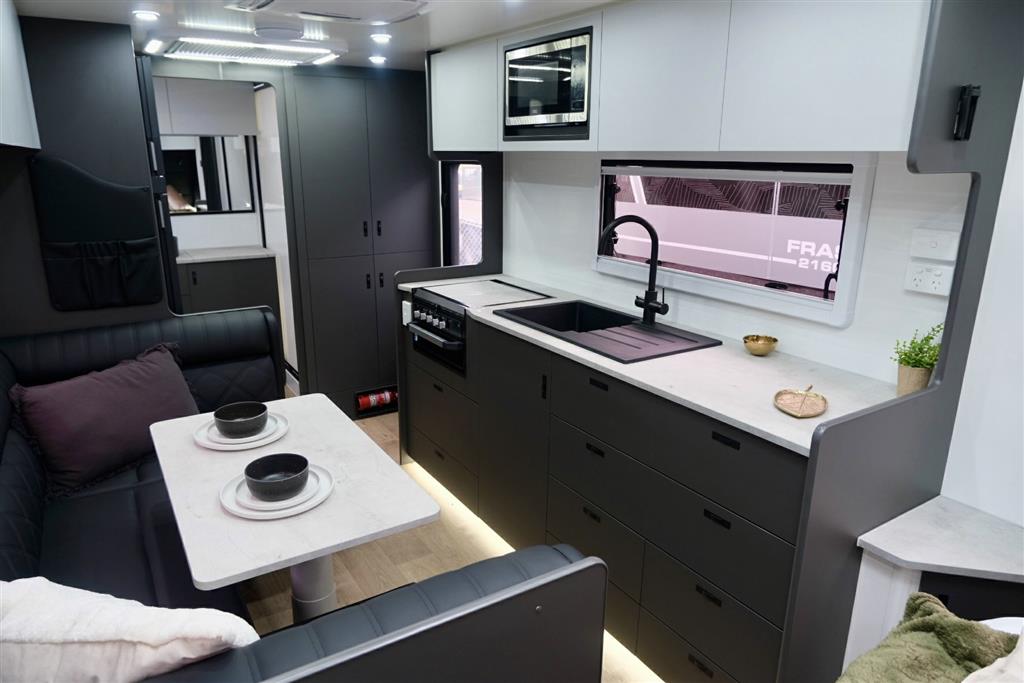 Fraser 210CLRC Off Road 5