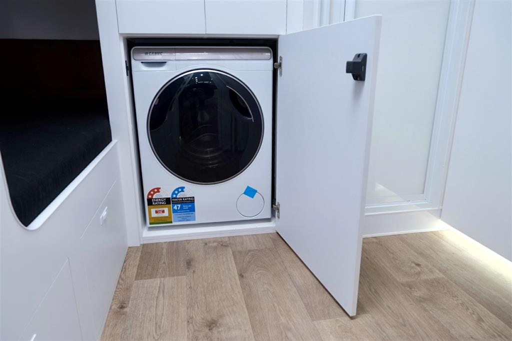 Whitsunday XE 219BSE 18