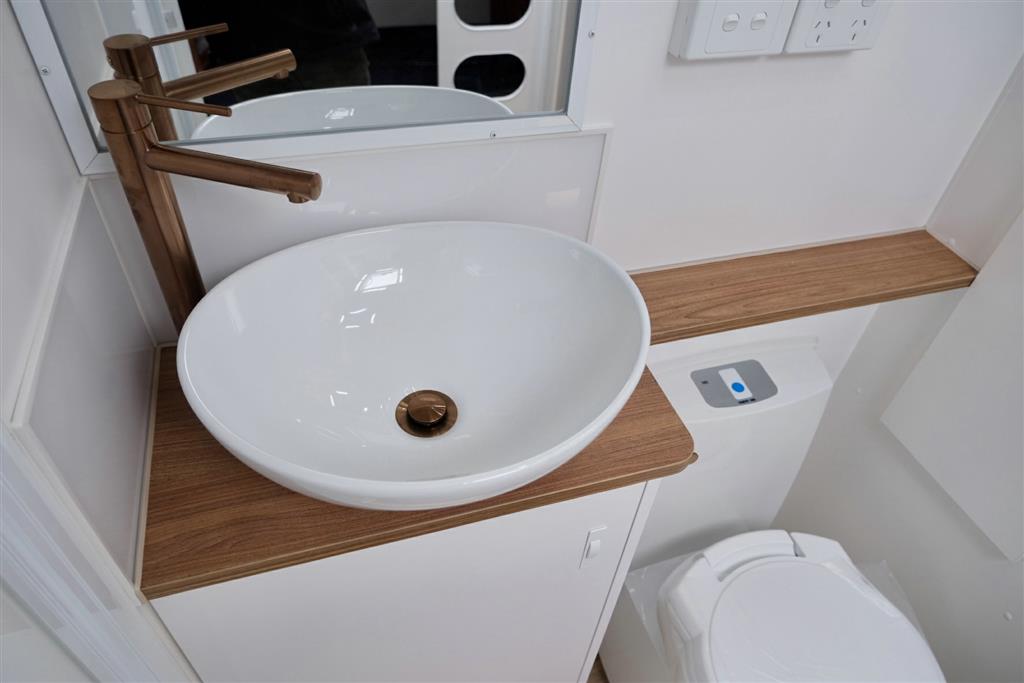 Whitsunday XE 219BSE 19