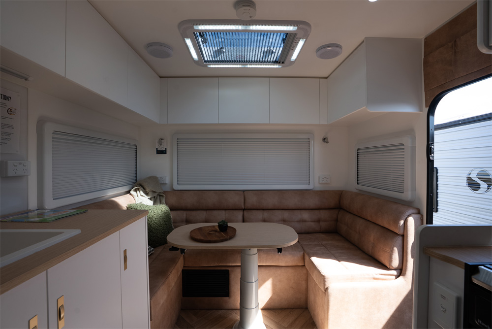 Retreat Fraser 213R 11