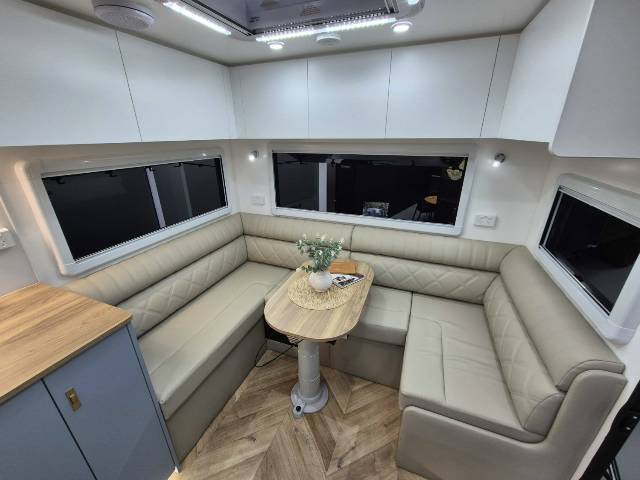 Retreat Fraser 226R 7