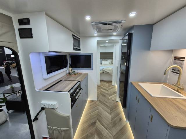 Retreat Fraser 226R 9