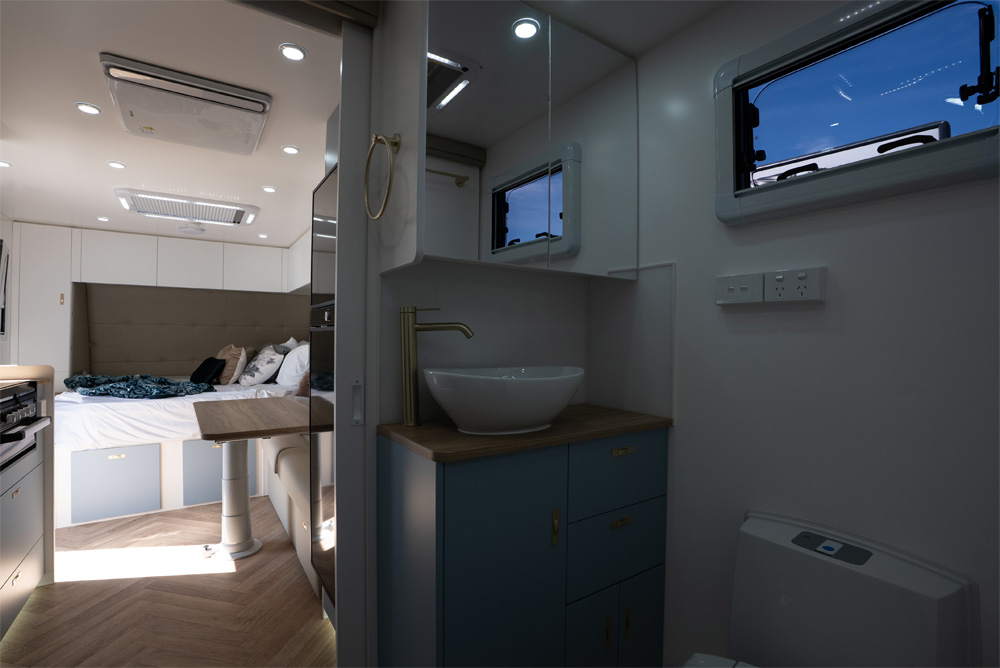 Retreat Whitsunday 243CB 4