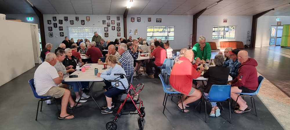 Queensland Retreat Caravan Group enjoying dinner together